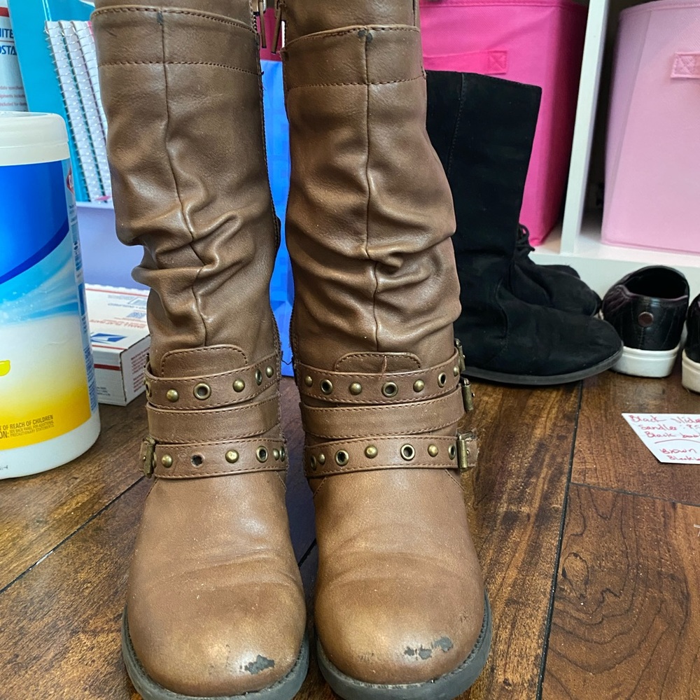 Brown Justice boots